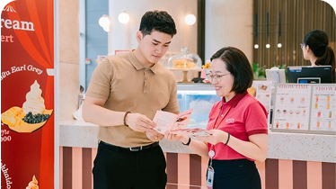 LOTTE FINANCE day manh dich vu