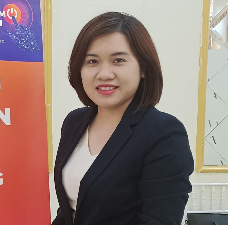 Chị Vân Anh